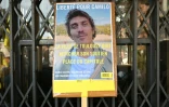 Une photo de Camilo Castro sur une pancarte, lors d'un rassemblement d'Amnesty International et sa famille pour protester contre sa détention au Venezuela, à Toulouse, le 20 septembre 2025