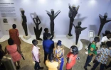 Des visiteurs de la foire internationale Art X Ă Lagos, le 4 novembre 2017 au Nigeria