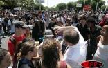 Mardi 22 février 2005 

La manifestation des lycéens a dégénéré en affrontements avec la police