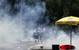 Mardi 22 février 2005 

La manifestation des lycéens a dégénéré en affrontements avec la police