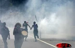 Mardi 22 février 2005 

La manifestation des lycéens a dégénéré en affrontements avec la police