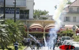 Mardi 22 février 2005 

La manifestation des lycéens a dégénéré en affrontements avec la police