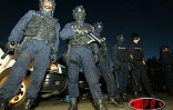 Jeudi 5 juin 2003 -
De violents affrontements ont opposé les forces de l'ordre à 300 grévistes devant le rectorat