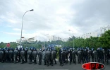 Jeudi 5 juin 2003 -
De violents affrontements ont opposé les forces de l'ordre à 300 grévistes devant le rectorat