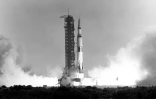 Apollo 11 décolle du centre spatial Kennedy (Floride), le 16 juillet 1969