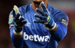 Alphonse Areola avec West Ham contre Manchester United lors d'un match de Coupe de la Ligue à Old Trafford, le 22 septembre 2021 