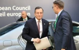Le président de la Banque centrale européenne BCE Mario Draghi à son arrivée au sommet européen le 15 décembre 2017 à Bruxelles  pour discuter de la suite des négociations sur le Brexit et de la réforme de la zone euro