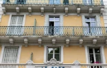 La façade de l'Hôtel du Parc, où Philippe Pétain avait ses bureaux entre 1940 et 1944, le 11 juin 2020 à Vichy