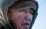 Un villageois d'Oï en Iakoutie (Sibérie), les cils gelés par la température de -41°C, le 27 novembre 2018