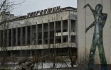 Des graffitis dans la ville fantôme de Pripiat, située dans la zone d'exclusion de Tchernobyl, le 8 décembre 2020