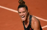 La Grecque Maria Sakkari après son succès en 8e contre l'Américaine Sofia Kenin, le 7 juin 2021 à Roland-Garros