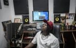 Stonebwoy dans son studio d'enregistrement à Accra le 25 mars 2021