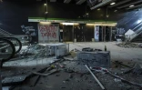 Dégâts causés par les manifestants dans la station de métro Plaza Maipu de Santiago du Chili, le 18 novembre 2019