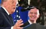 Le président de la FIFA, Gianni Infantino (à droite), souriant au président américain, Donald Trump, lors d'une conférence de presse à la Tour Trump, à New York, le 17 juillet 2026
