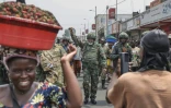 Corneille Nangaa, un militaire d'un groupe rebelle, dans les rues de Goma le 1er février 2025

