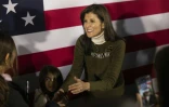 L'ex-ambassadrice des Etats-Unis à l'ONU Nikki Haley à un événement de campagne dans un théâtre d'Iowa City, dans l'Iowa, le 13 janvier 2024