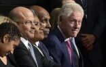 L'ex-président Bill Clinton est dans l'assistance pour soutenir son épouse Hillary durant le premier débat présidentiel, le 26 septembre 2016