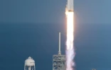 La fusée SpaceX Falcon Heavy décolle pour son vol inaugural le 6 février 2018 de Cap Canaveral en Floride (sud -est des Etats-Unis)