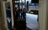 Le vice-président américain Joe Biden, le 26 août 2016 à une station ferroviaire de l'Amtrak, à Wilmington dans le Delaware