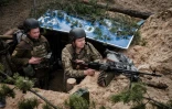 Des soldats ukrainiens près de Lyman, dans l'est de l'Ukraine, le 28 avril 2022
