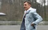 Le défenseur Lucas Digne arrive au centre d'entraînement de Clairefontaine, le 19 mars 2018