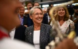 La Première ministre Elisabeth Borne rencontre des sympathisants de Renaissance lors du campus européen du parti, le 7 octobre 2023 à Bordeaux