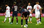 L'épisode du "penaltygate" entre Neymar et Edinson Cavani durant PSG-Lyon à Paris, le 17 septembre 2017 