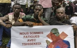 Des habitants de Goma (République démocratique du Congo) avec une banderole antigouvernementale expriment leur soutien au groupe armé M23 qui a pris la ville, le 31 janvier 2025.