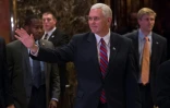 Le vice-président américain Mike Pence à l'issue d'une rencontre avec le président élu Donald Trump, le 15 novembre 2016 à New York