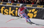 Le Français Adrien Théaux lors de la descente de Jeongseon, en Corée du Sud, lors de la Coupe du monde messieurs de ski alpin, le 6 février 2016