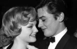 Romy Schneider et Alain Delon le 20 mars 1959 à Munich, en Allemagne