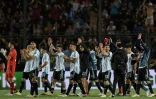 L'équipe d'Argentine salue le public à la fin de son match contre le Brésil, le 16 novembre 2021 à San Juan