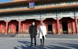Brigitte et Emmanuel Macron lors de la visite de la Cité interdite, le 9 janvier 2017 à Pékin