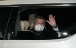 Le président du Comité olmpique (CIO) Thomas Bach à son arrivée à son hôtel à Tokyo, le 8 juillet 2021
