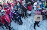 Manifestation à Bourg-Saint-Maurice (Savoie) pour demander l'ouverture des stations de ski à Noël, le 2 décembre 2020