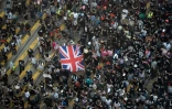 Manifestants pro-démocratie dans le quartier de Causeway Bay, à Hong Kong le 15 septembre 2019