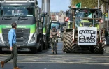 Des tracteurs et des camions bloquent le centre-ville de Dublin, lors de manifestations contre la hausse du prix du carburant, le 9 avril 2026 en Irlande