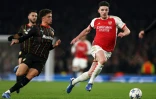 Le Lensois Neil El Aynaoui (g) face au milieu d'Arsenal Declan Rice, le 29 novembre 2023 à Londres  