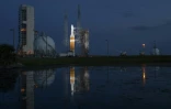 Photo publiée par la NASA de la fusée Delta IV Heavy avec à son bord la sonde Parker Solar Probe, sur le centre de lancement spatial de Cap Canaveral, le 10 août 2018