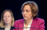 Leadership member of the Alternative for Germany (AfD) far-right party Beatrix von Storch, une des figures du parti anti-immigration AfD, à Hanovre le 2 décembre 2017