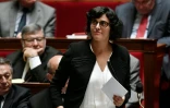 La ministre du Travail Myriam El Khomri lors des questions au gouvernement le 6 juillet 2016 à l'Assemblée nationale à Paris