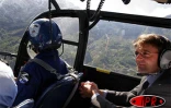 Mardi 18 octobre 2005 -

François Baroin, ministre de l'outre-mer, a rencontré les habitants d'Aurère dans le cirque de Mafate, avant de se rendre à l'ouverture de l'UROM