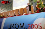 Mardi 18 octobre 2005 -

François Baroin, ministre de l'outre-mer, a rencontré les habitants d'Aurère dans le cirque de Mafate, avant de se rendre à l'ouverture de l'UROM
