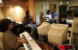 Mardi 6 septembre 2005- 

Baster en plein enregistrement de son nouvel album. Il est attendu dans les bacs vers la fin octobre 2005