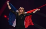 La chanteuse française Louane durant une répétition de la finale de l'Eurovision à Bâle en Suisse le 16 mai 2025