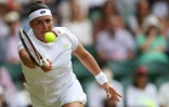 La Tunisienne Ons Jabeur contre la Tchèque Petra Kvitova en huitièmes de finale de Wimbledon le 10 juillet 2023 à Londres