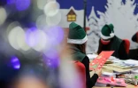 Les "lutins" du secrétariat du père Noël le 10 décembre 2020 à Libourne