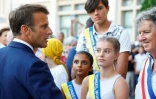 Le président de la République Emmanuel Macron lors de la cérémonie pour le 78e anniversaire de la libération de Bormes-les-Mimosas, dans le Var, le 19 août 2022