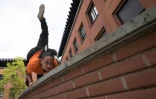 Une stagiaire pendant la 3e édition d'"Evry move", à Evry, le 27 juillet 2018