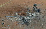Vue aérienne des débris d'un hélicoptère des forces spéciales américaines, dans le village de Jinderes, le 3 février 2022 en Syrie